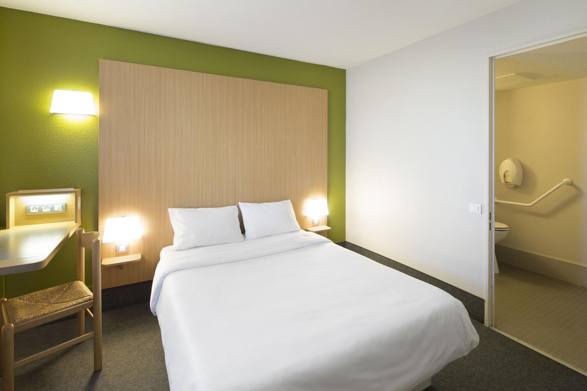 B&B Hotel Niort Marais Poitevin Est Eksteriør billede