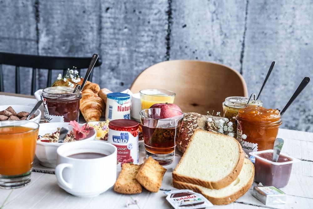 B&B Hotel Niort Marais Poitevin Est Eksteriør billede