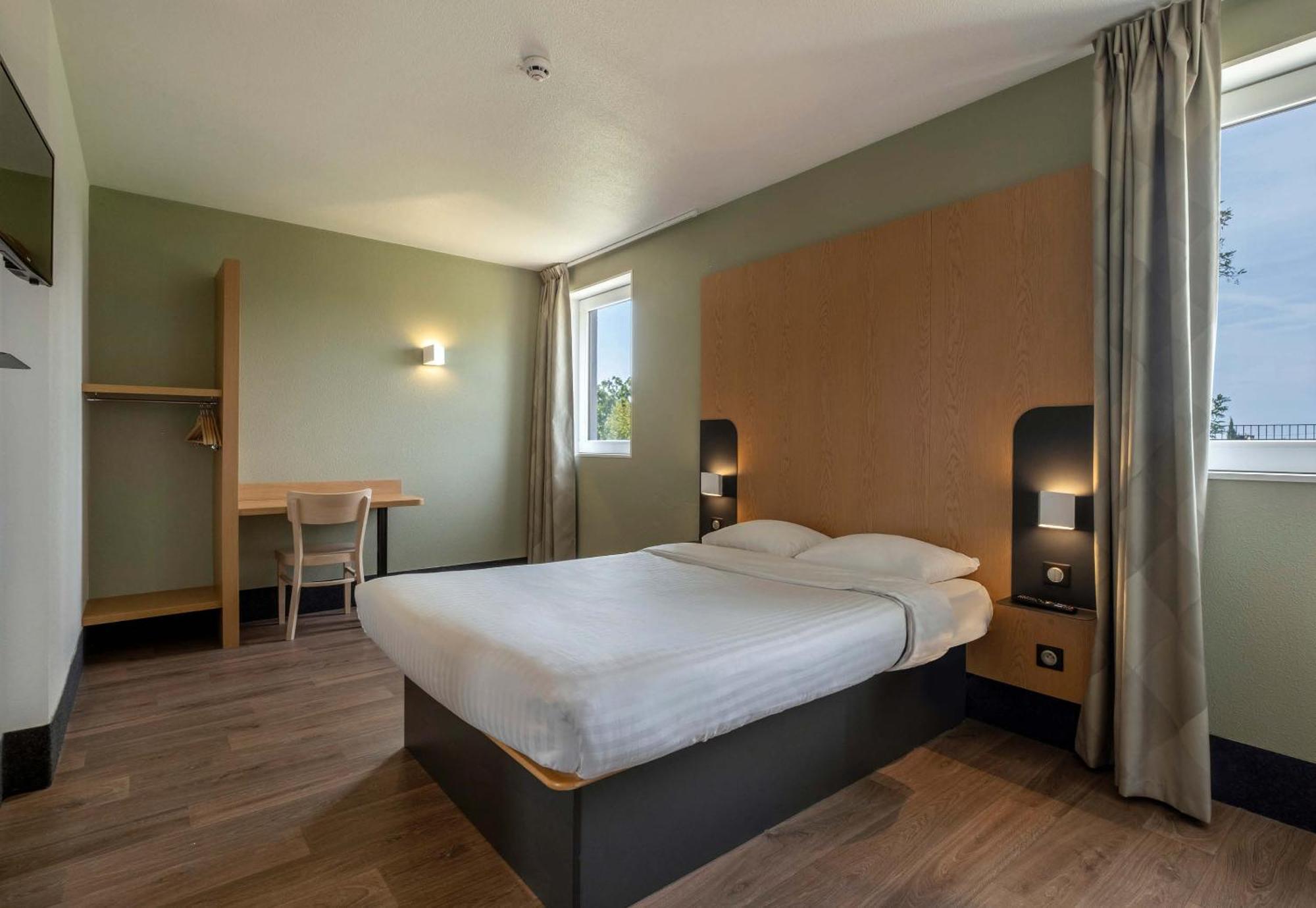 B&B Hotel Niort Marais Poitevin Est Eksteriør billede