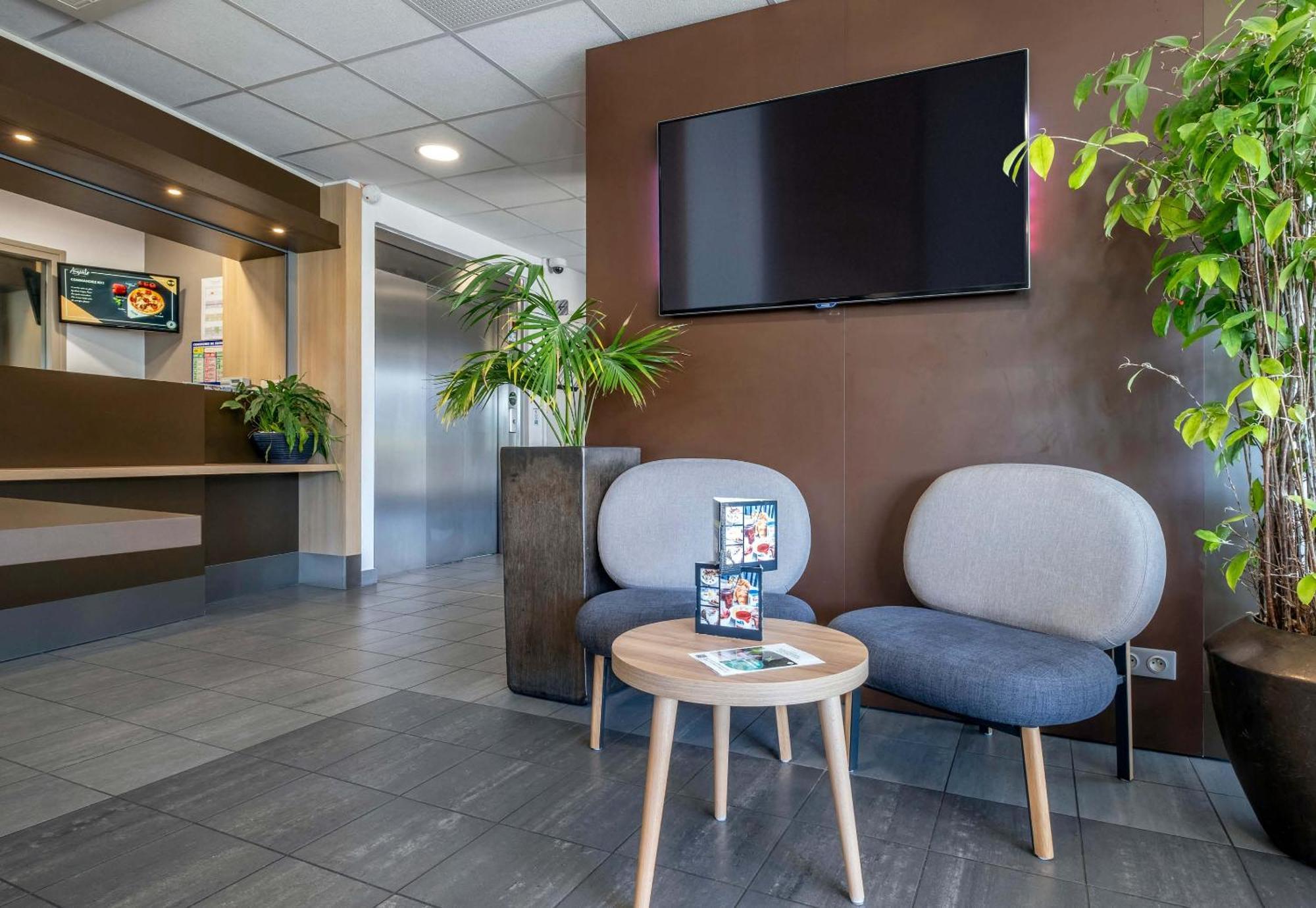 B&B Hotel Niort Marais Poitevin Est Eksteriør billede