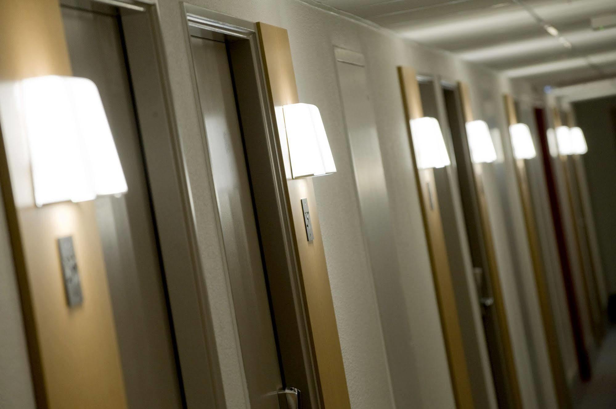 B&B Hotel Niort Marais Poitevin Est Eksteriør billede